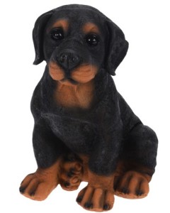 Dekoracja ogrodowa pies Rottweiler siedzący 27 cm